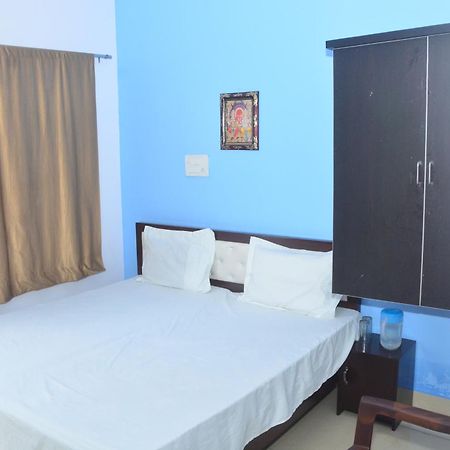 Hotel Chandrasha Villa Ayodhya Dham Ram Mandir 600 Meter Esterno foto