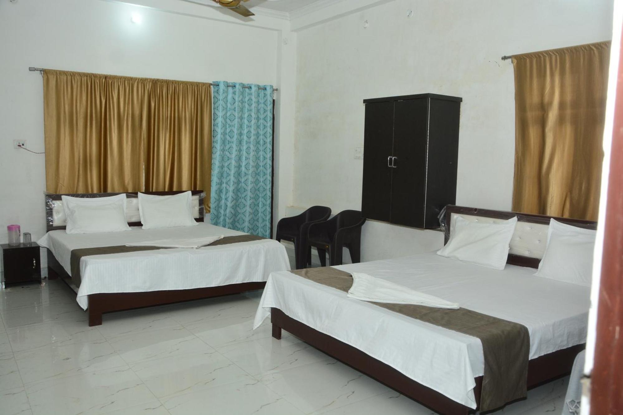 Hotel Chandrasha Villa Ayodhya Dham Ram Mandir 600 Meter Esterno foto