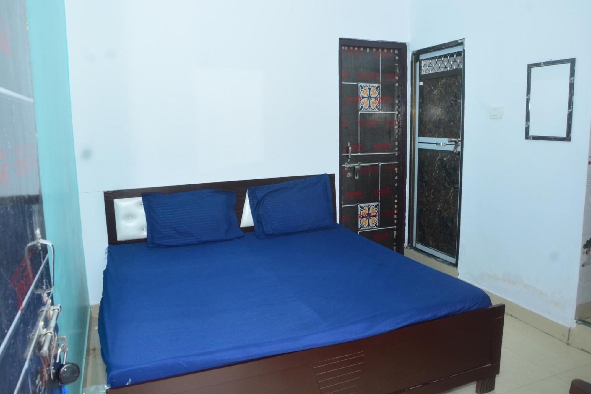 Hotel Chandrasha Villa Ayodhya Dham Ram Mandir 600 Meter Esterno foto