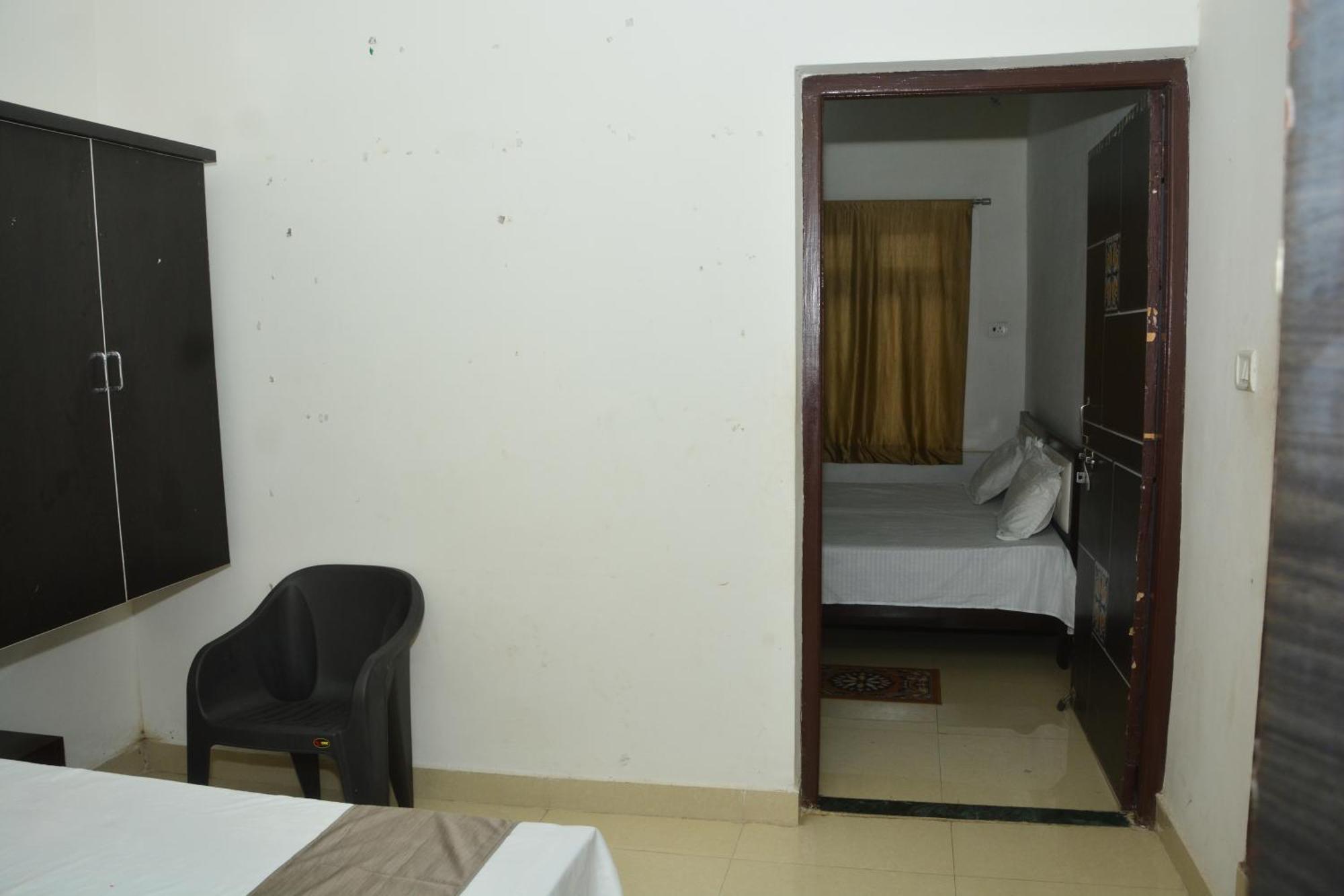Hotel Chandrasha Villa Ayodhya Dham Ram Mandir 600 Meter Esterno foto