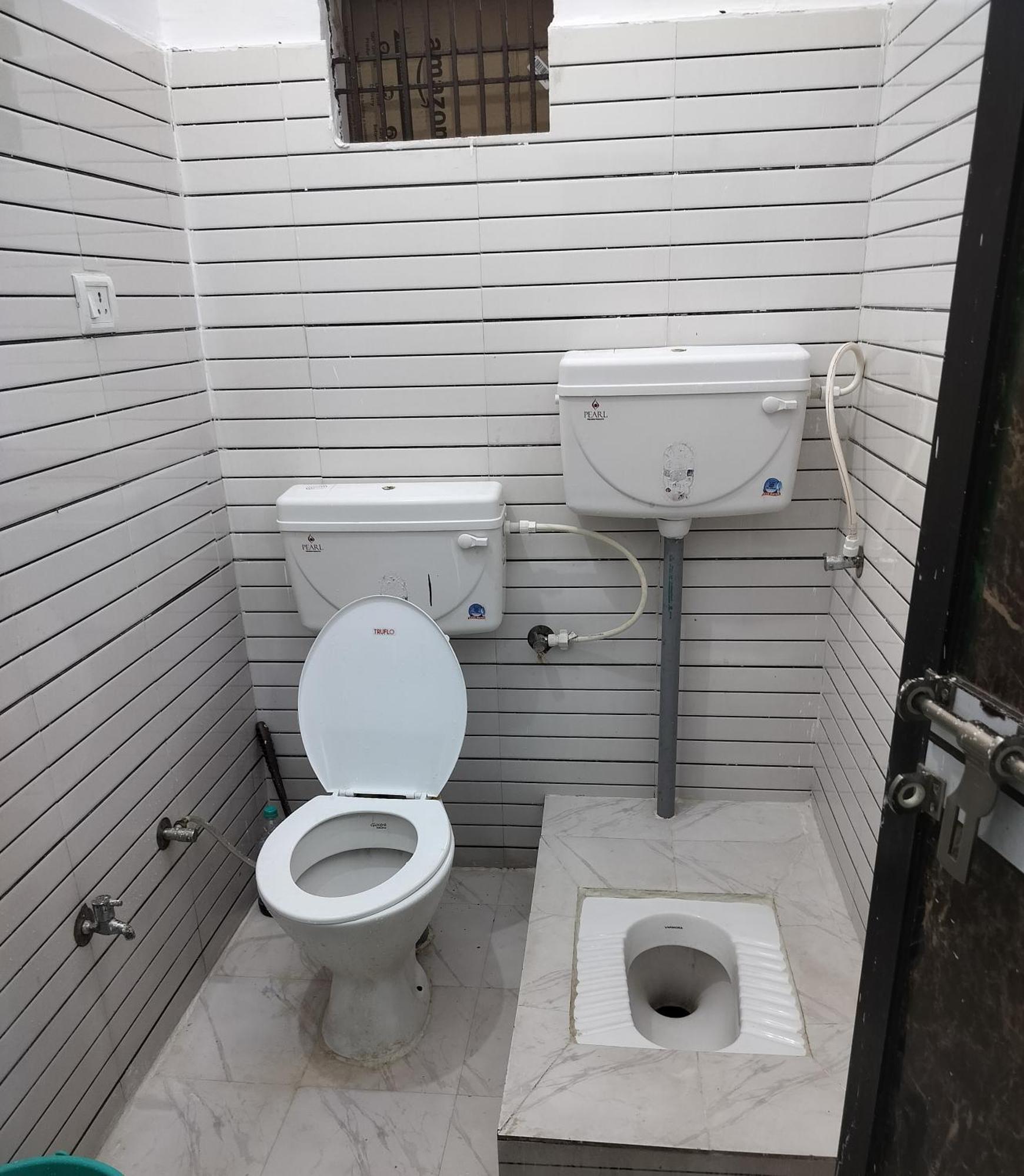 Hotel Chandrasha Villa Ayodhya Dham Ram Mandir 600 Meter Esterno foto